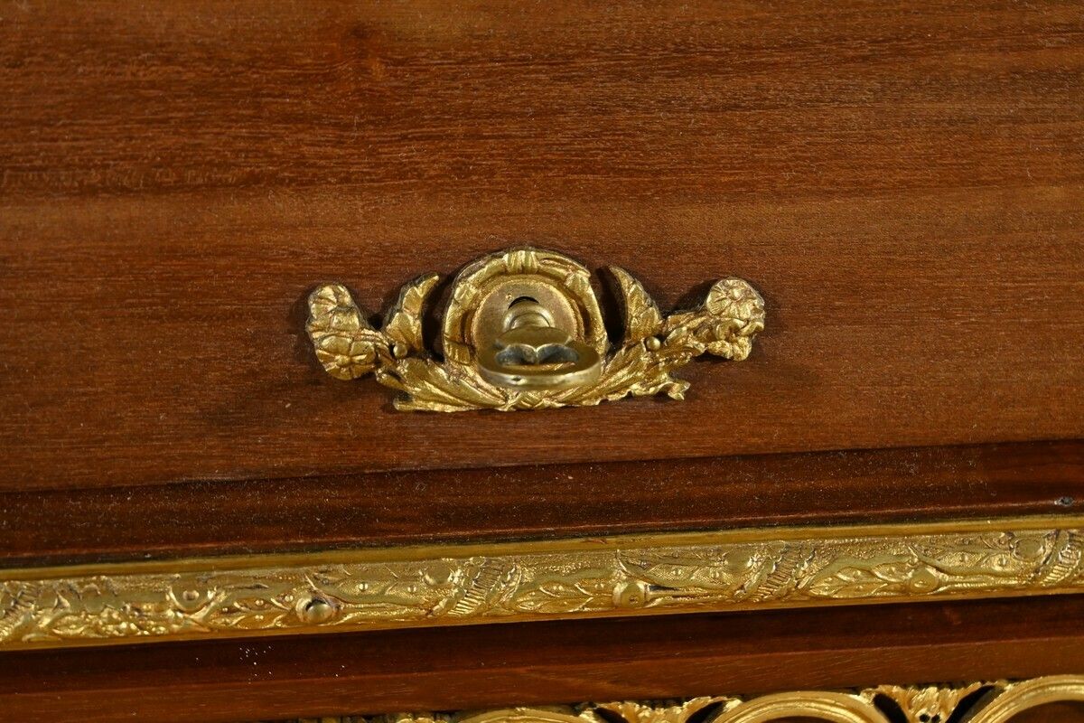 photo buy Louis XVI Style Mahogany Cylinder Desk – Part 2 Of The 19th Century