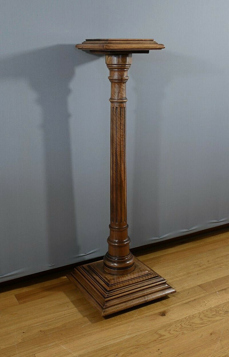 Walnut Column, Louis XVI Style – 1920 photo furniture