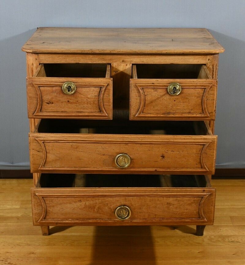 Small Ash Chest Of Drawers, Louis XIV/Louis XV Transition – Late 18th Century photo Furniture