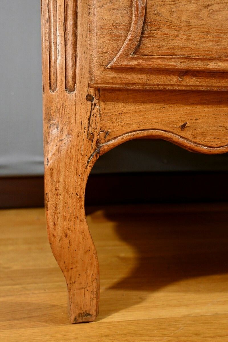 photo for sale Small Ash Chest Of Drawers, Louis XIV/Louis XV Transition – Late 18th Century