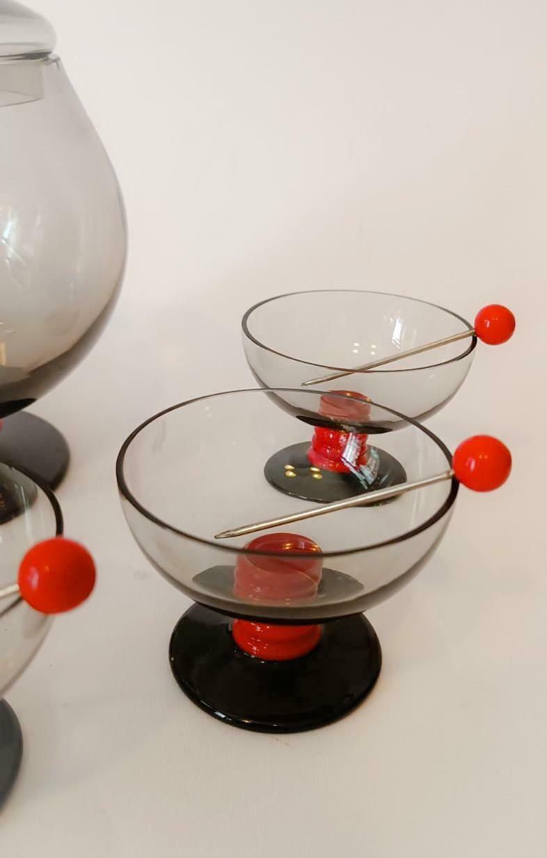 Murano Glass Service Set Designed By Napoleone Martinuzzi 6 Glasses Aperitif Cup Smoked Red photo for sale
