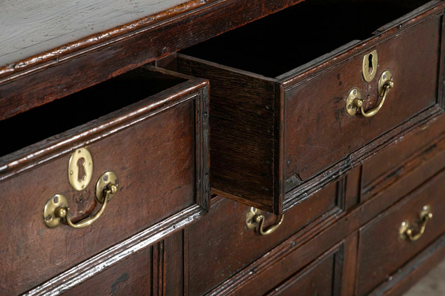photo furniture Large 18thc English Vernacular Oak Dresser Base / Counter