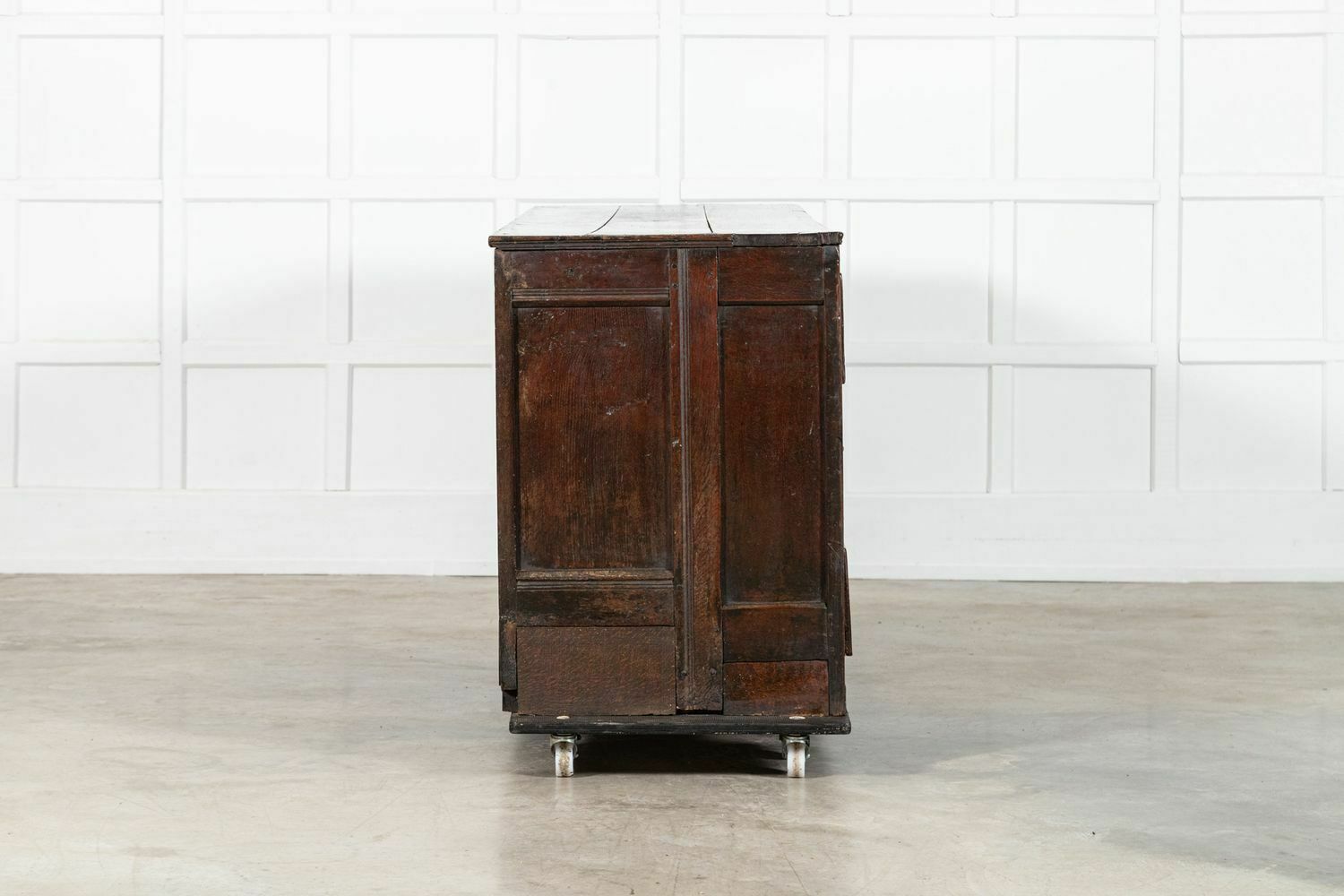 photo buy Large 18thc English Vernacular Oak Dresser Base / Counter