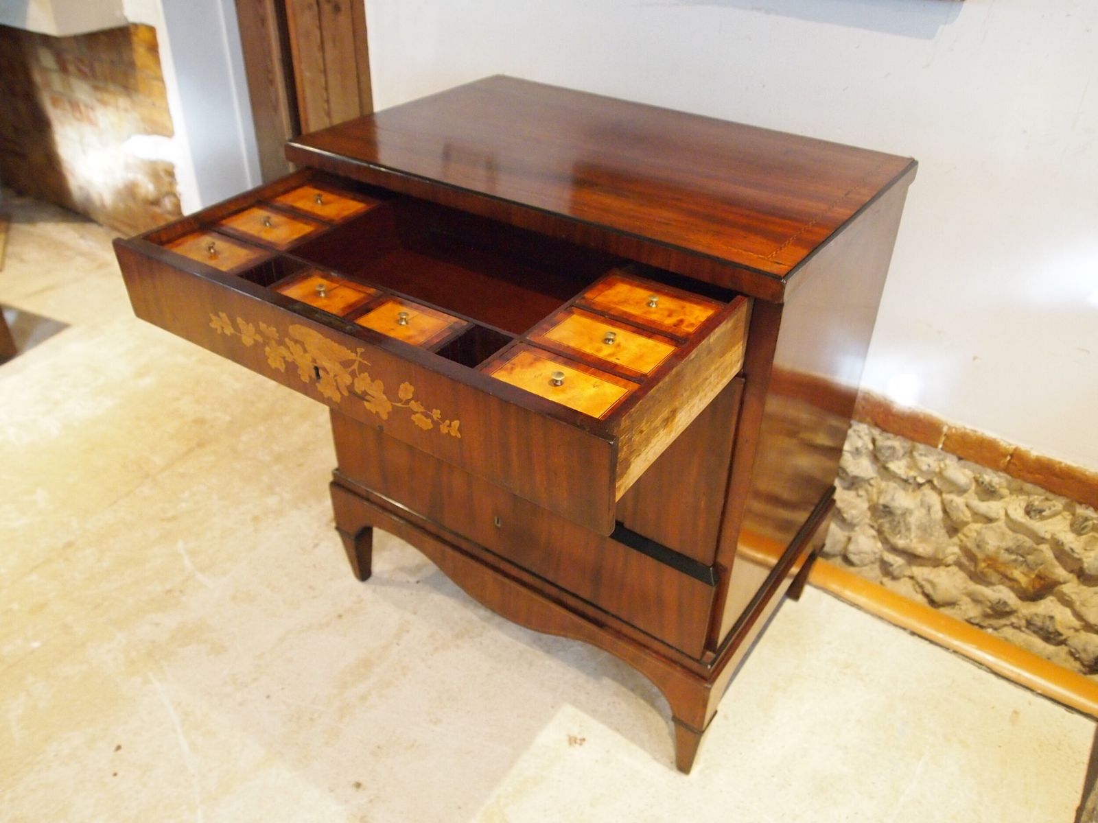 photo furniture Chest Of Drawers Rare Italian Inlaid Commode C1810