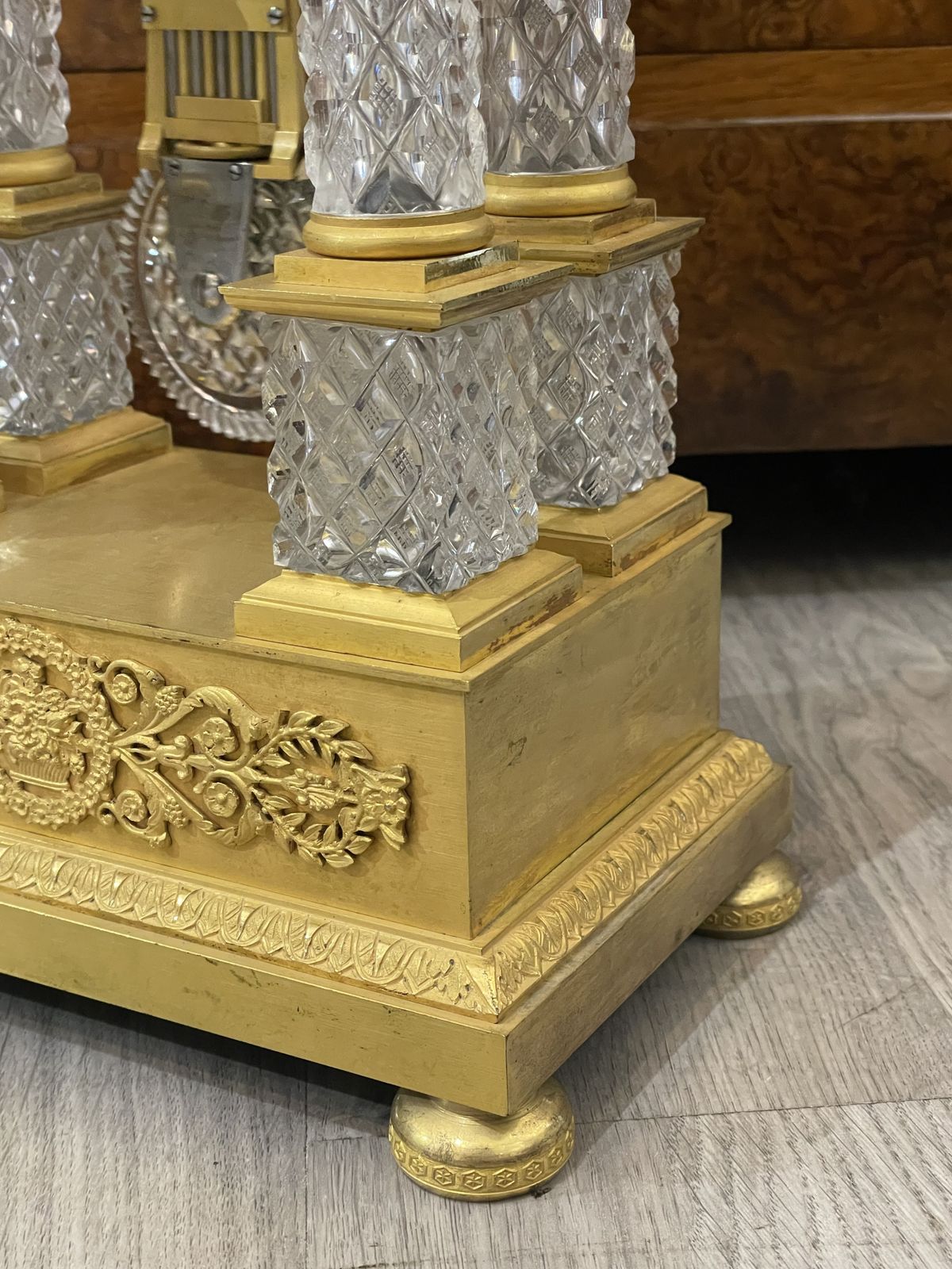A Fine French Charles X Ormolu And Cut Crystal Portico Mantle Clock photo vinterior