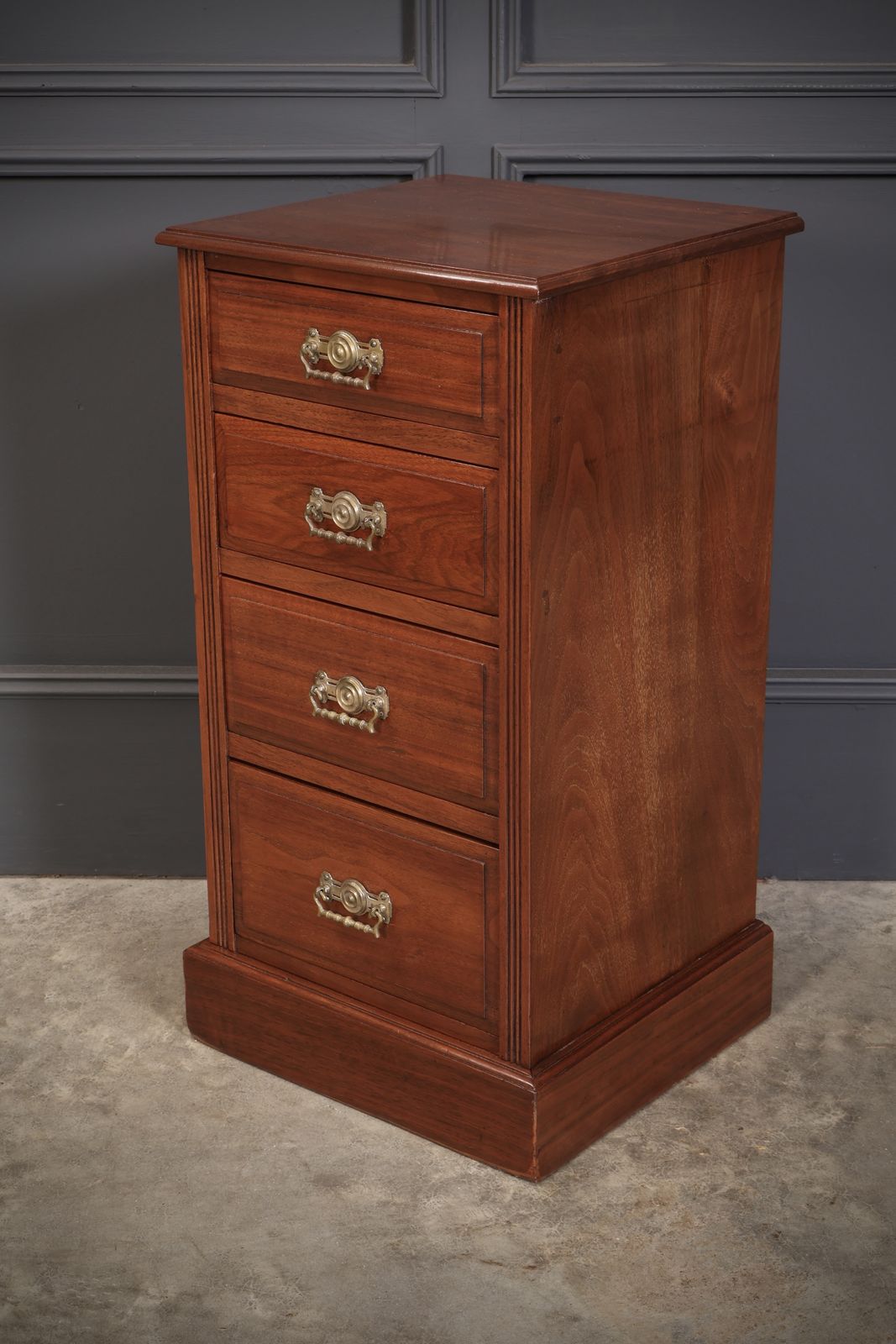 Pair Of Late Victorian Walnut Bedside Chests photo vintage