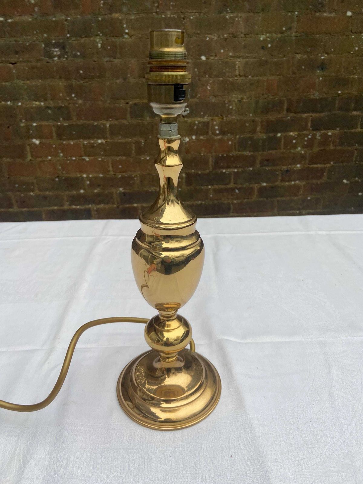 Vintage Bhs Quality Shiny Brass Table Lamp, Moulded And Turned Body   32cm Tall