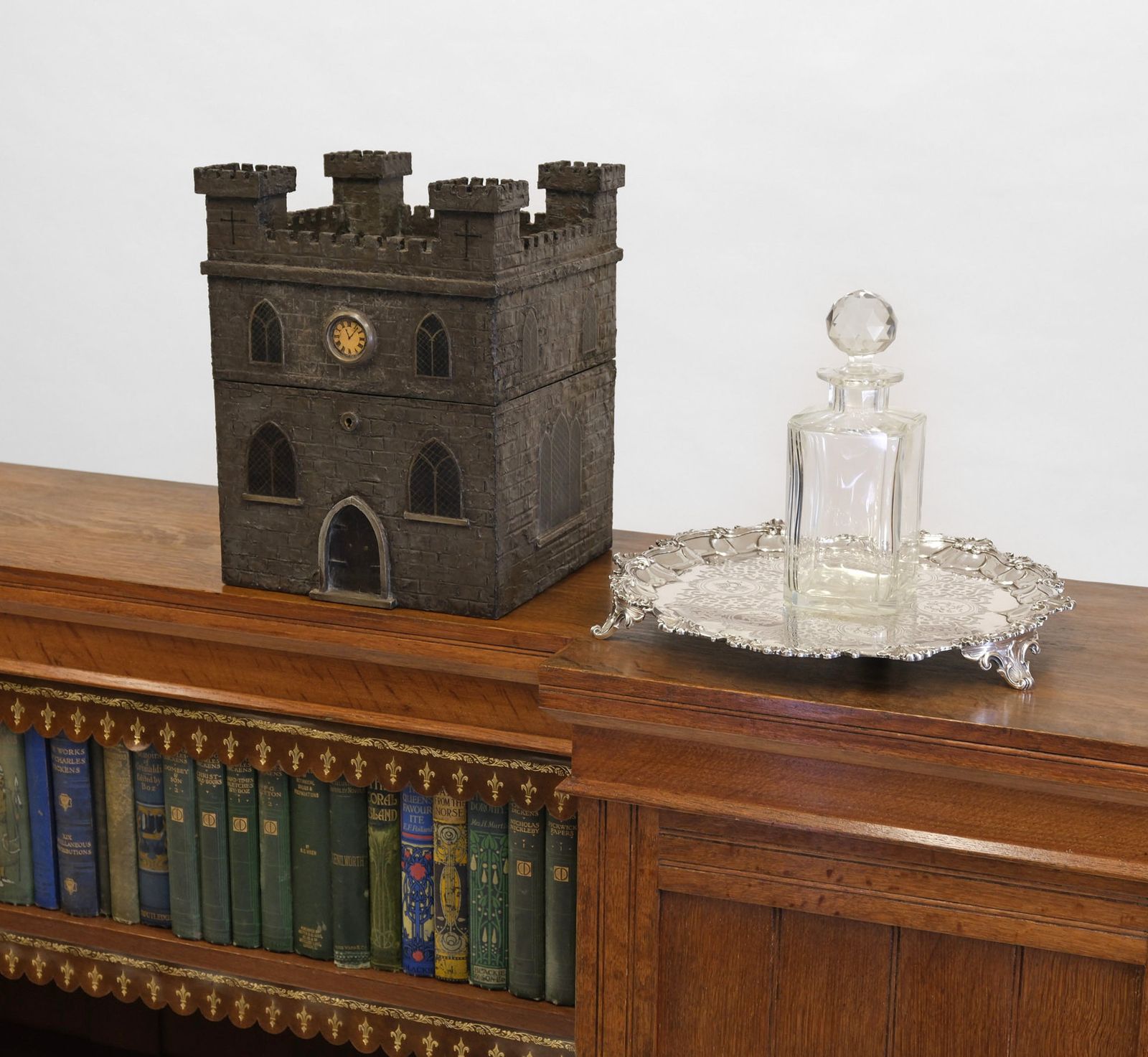 Rare 19th Century Decanter Box Depicting A Medieval Castle photo for sale