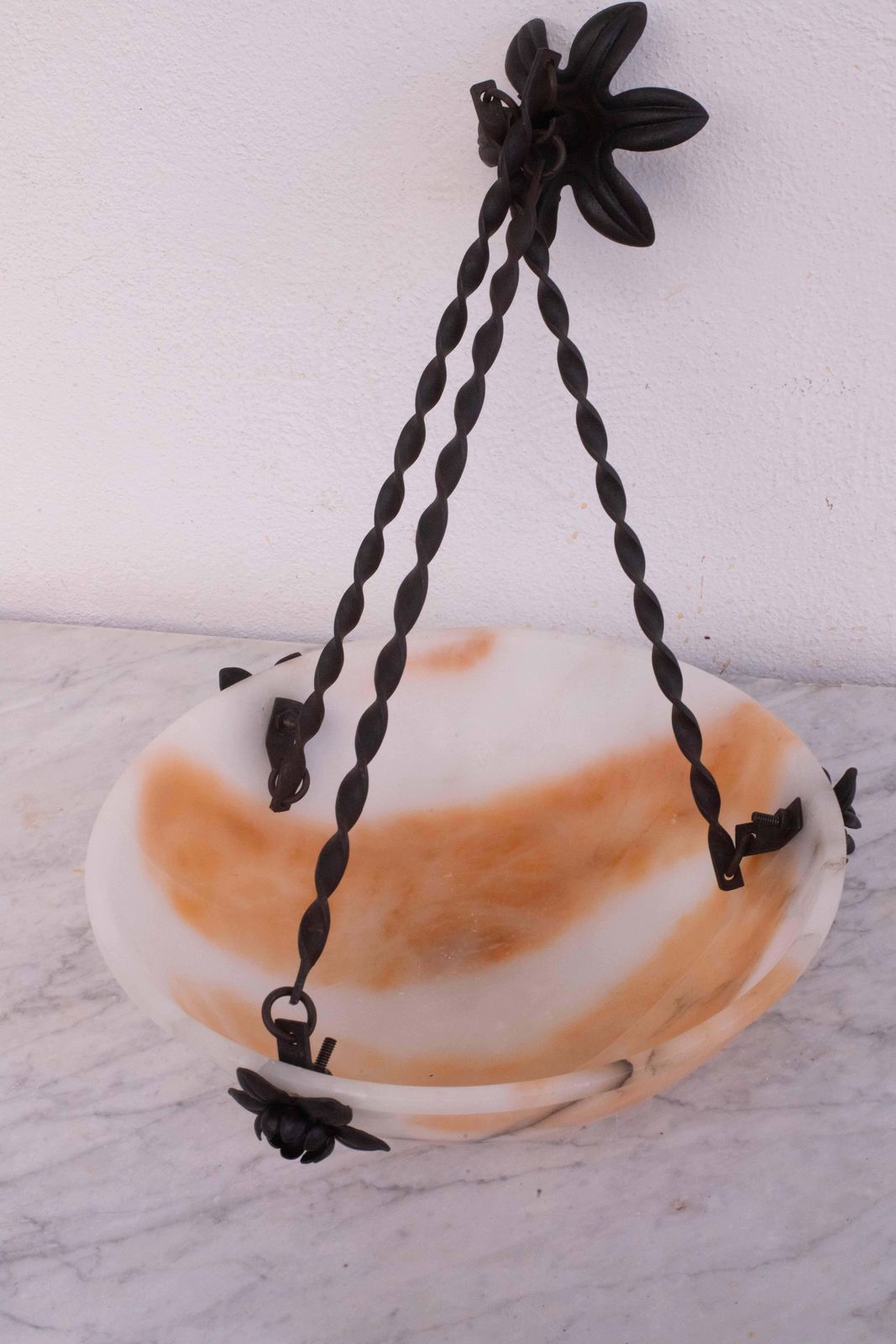 Great Design Art Decò Orange And White Alabaster Chandelier, 1950 photo vinterior