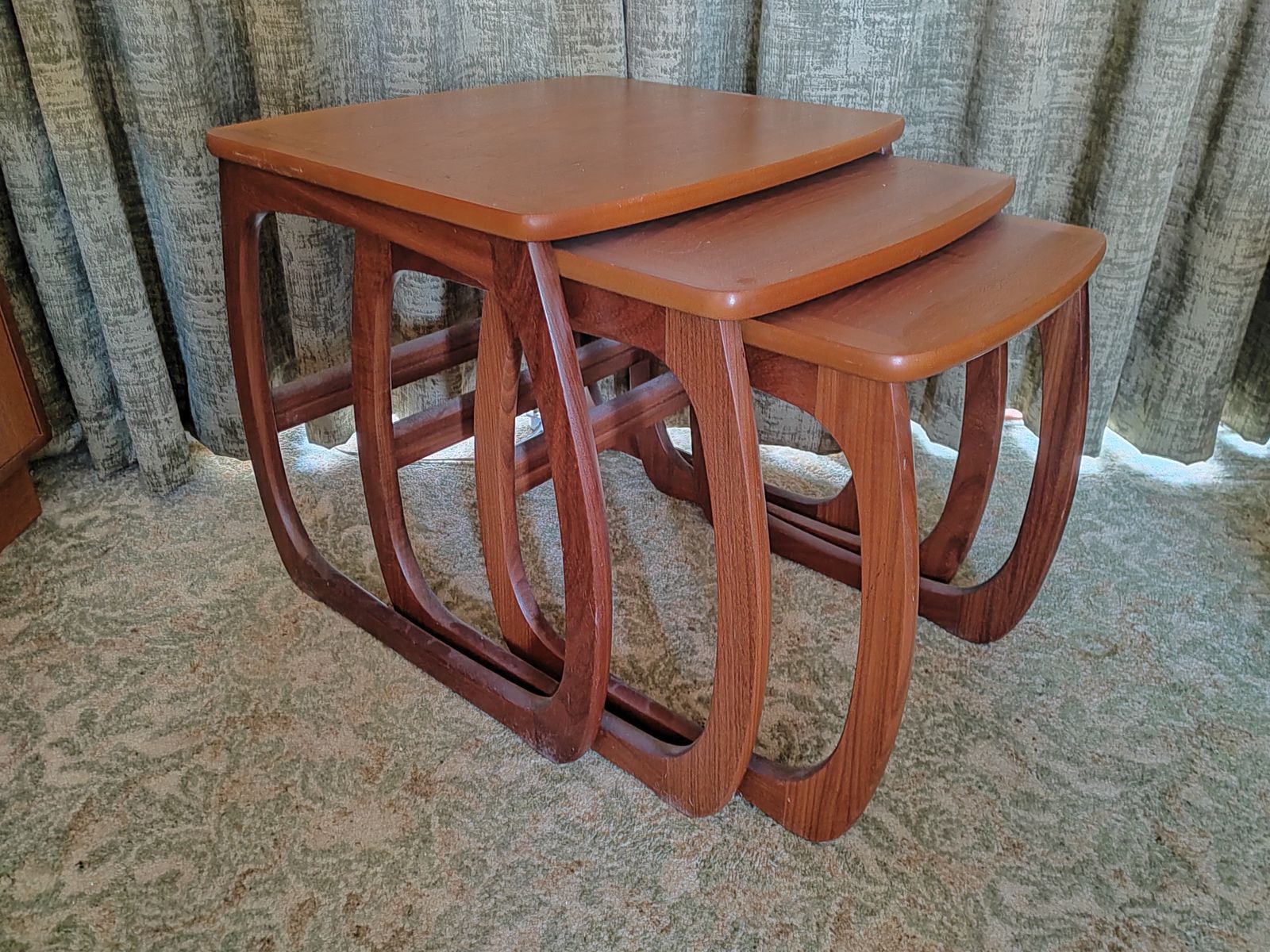Vintage Mid Century Nest Of Tables