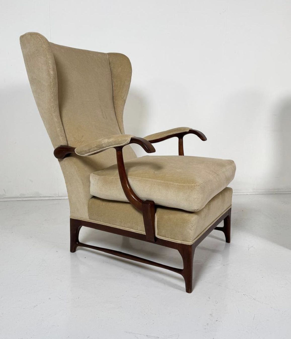 Mid Century Modern Pair Of Paolo Buffa Armchairs, 1950s – New Upholstery photo vinterior