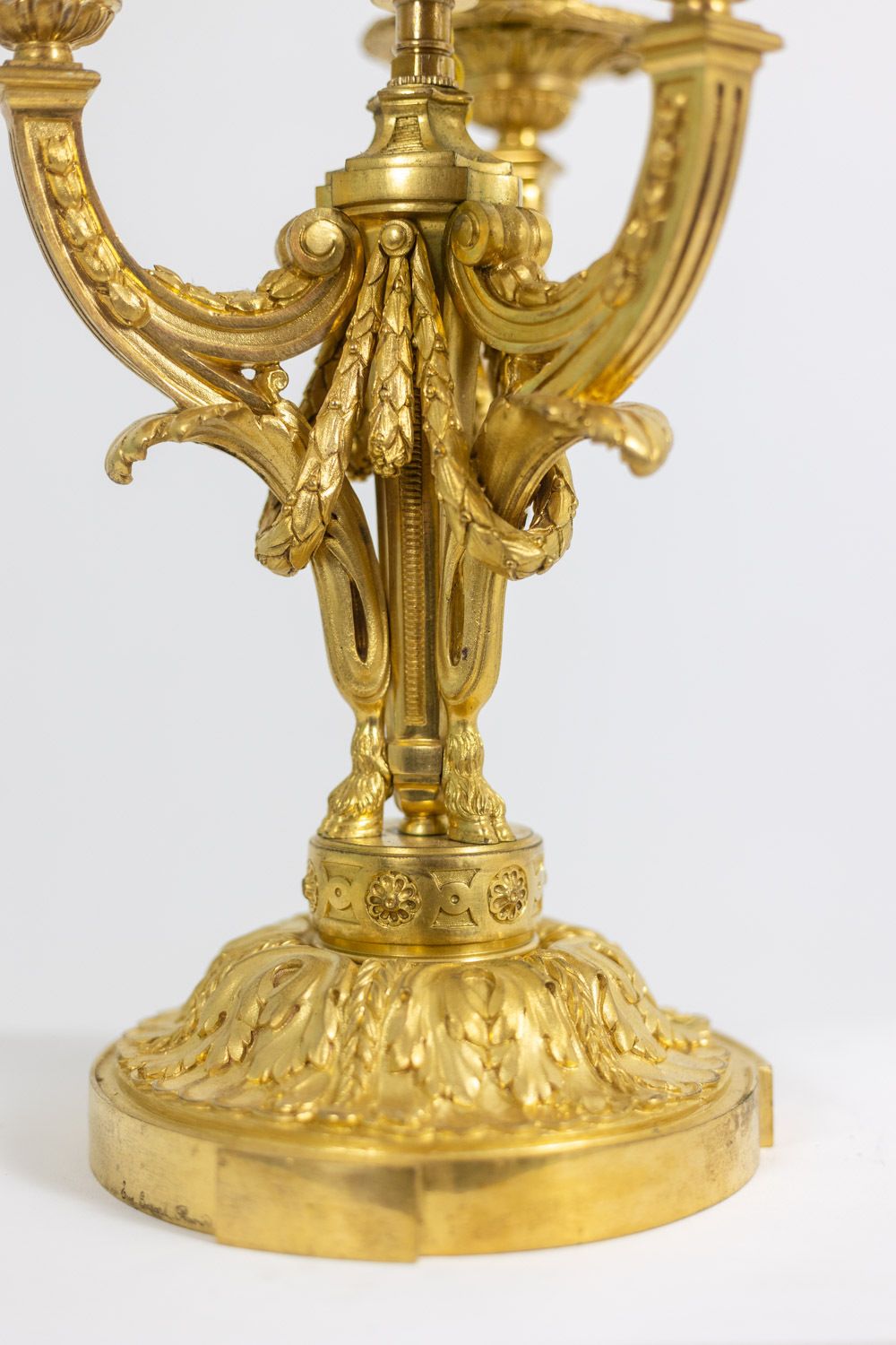 Eugène Bazart Paris. Lamp “Bouillotte” In Gilt Bronze. Circa 1880. photo 2700.0