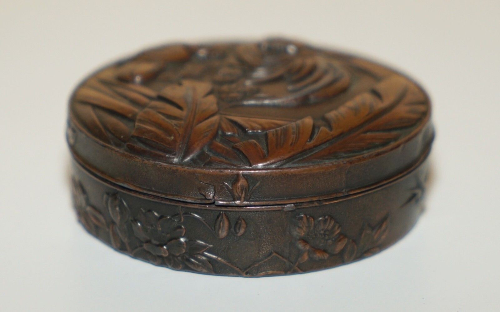 Small Antique Oriental Copper & Bronze Repousse Jewellery Box Depicting Chickens photo for sale
