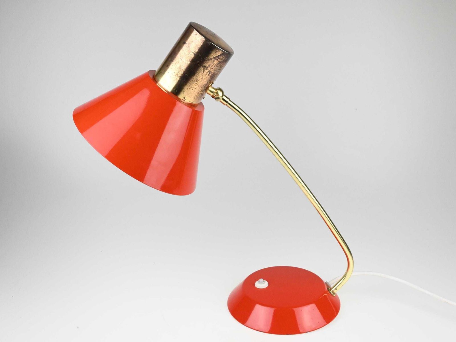 Vintage Red German Table Lamp, Aka Ddr Lamp, Vintage Table Lamp, Industrial Lamp, Desk Lamp, Mid Century Lamp, Retro Red Lamp, Old Lamp photo 137.0