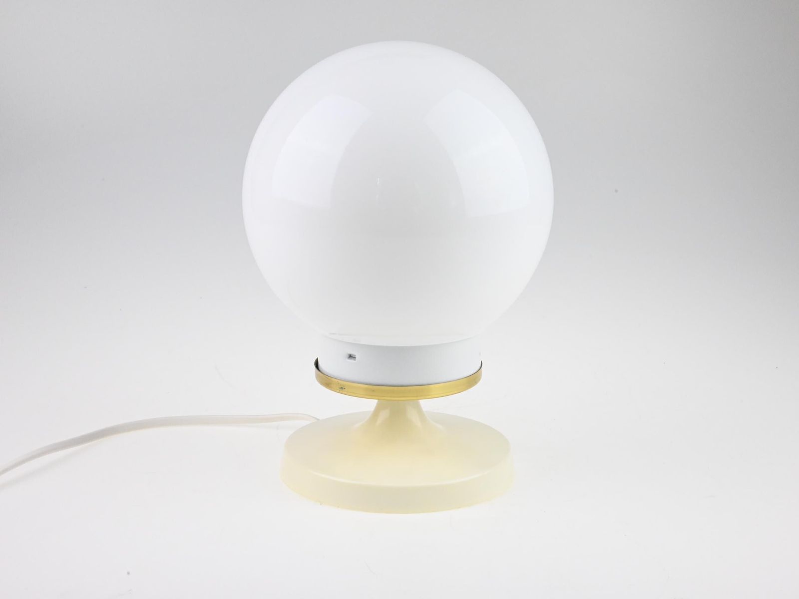 Vintage Glass Table Lamp, Globe Shade, White Table Lamp, Globe Lamp, Glass Globe Lamp, Desk Lamp, Mid Century Lamp, Vintage Light, Old Lamp photo for sale