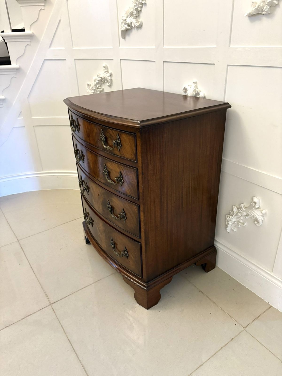 Antique Early 20th Century Quality Figured Mahogany Bow Fronted Chest Of Four Drawers photo vintage