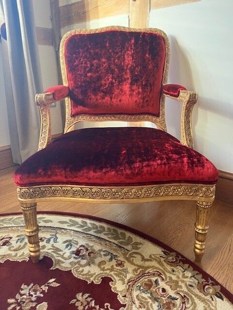 James Giltwood Chair   Red & Gold
