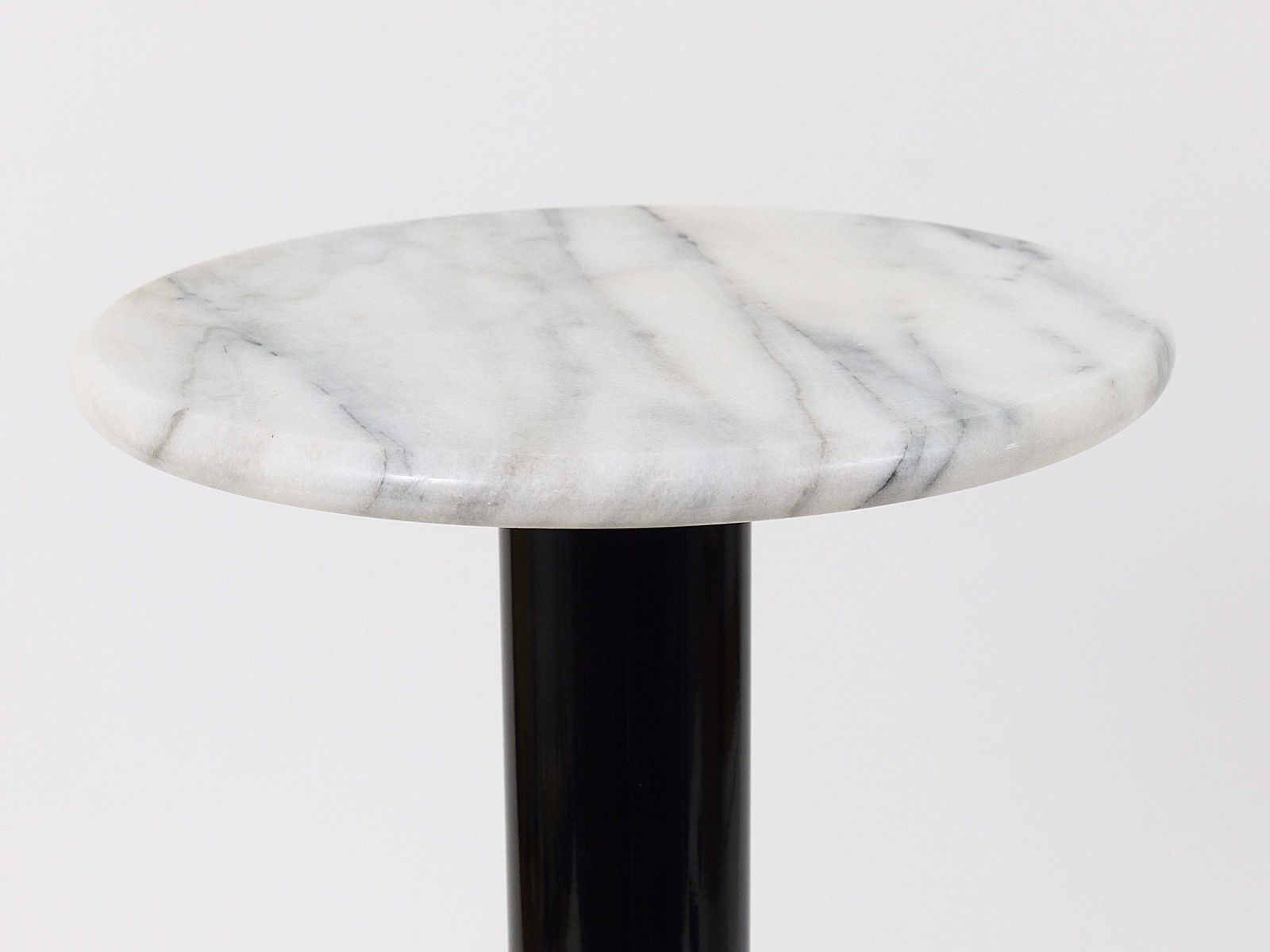 photo vinterior Postmodern White Carrara Marble Flower Stand Pedestal Table, Italy, 1980s