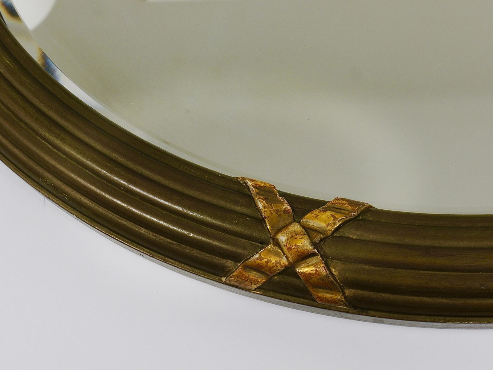 Neoclassical Oval Gilt Wood Gustavian Style Faceted Wall Mirror, Italy, 1900s photo buy