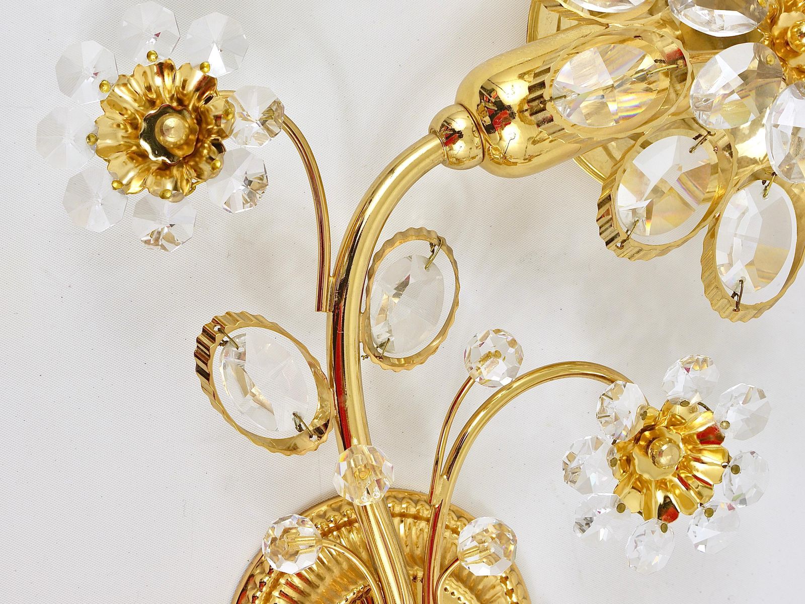 Pair Of Ernst Palme Gilt Brass Crystal Flower Wall Lights, Palwa Germany, 1970s photo vintage