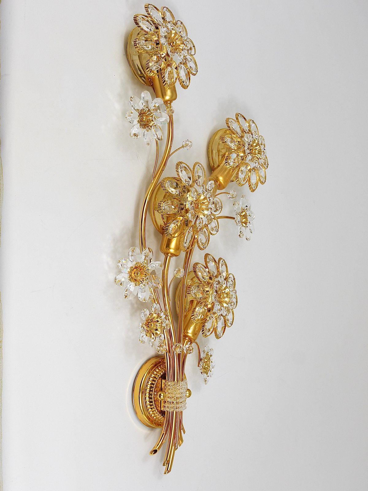 Big Ernst Palme Palwa Floral Gilt Brass Crystals Flower Wall Light Sconce, 1970s photo Lighting