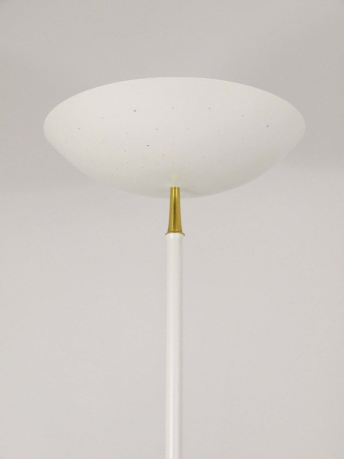 Elegant Italian Mid Century Uplight Floor Lamp, Arteluce Stilnovo Style, 1950s photo vinterior