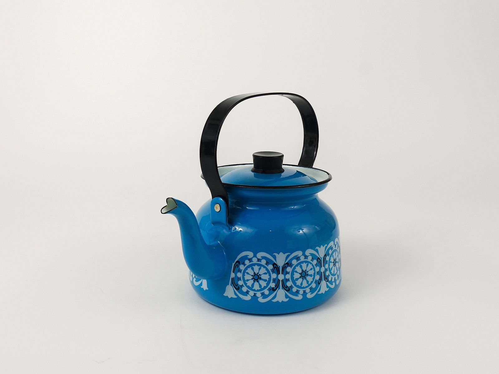 Kaj Franck Mid Century Enamel Tea Pot Kettle, Finel Arabia, Finland photo vinterior