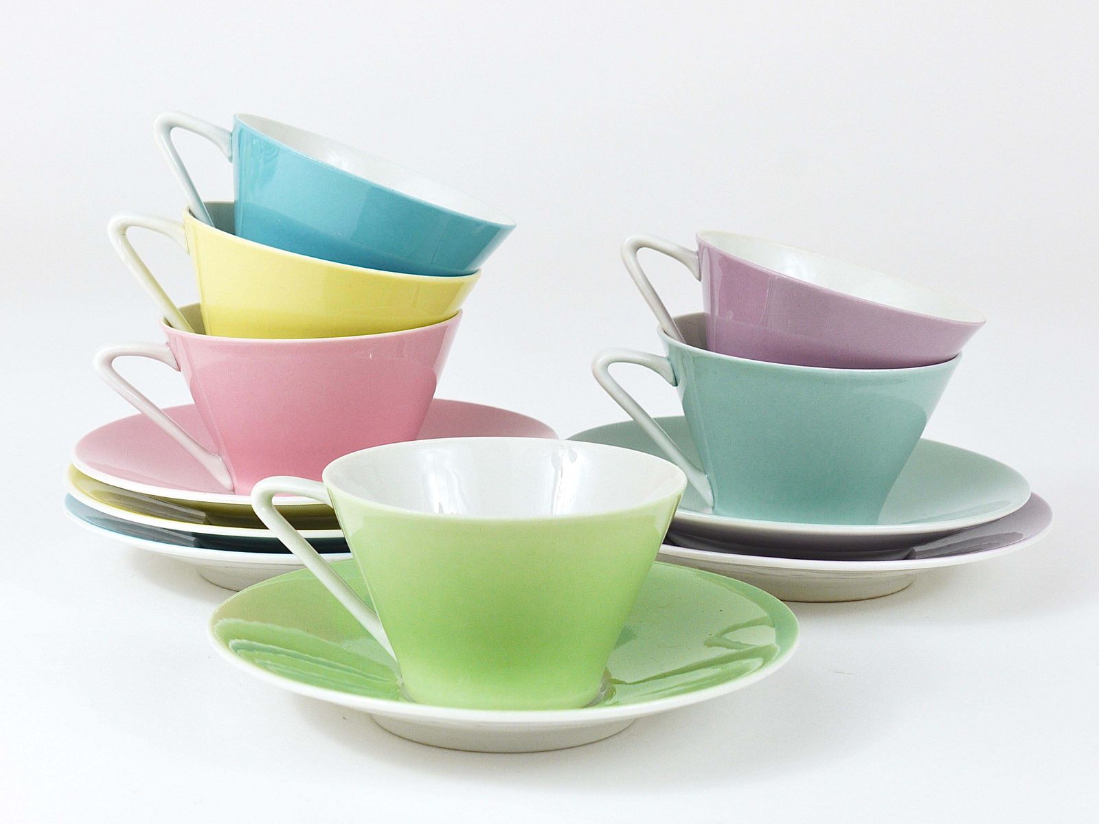 6 Midcentury Pastel Daisy Porcelain Espresso Coffee Cups, Lilien, Austria, 1950s photo 363.0