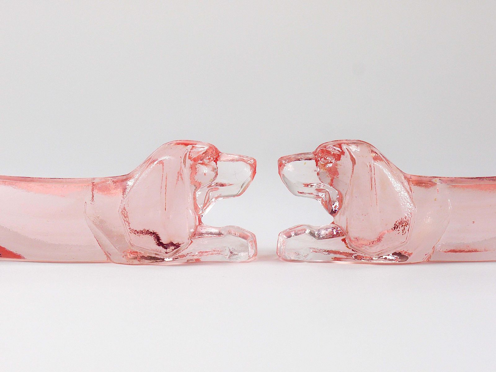 12 French Art Deco Dachshund Basset Hound Knife Rests, Rosé Glass, France, 1930s photo Home Decor