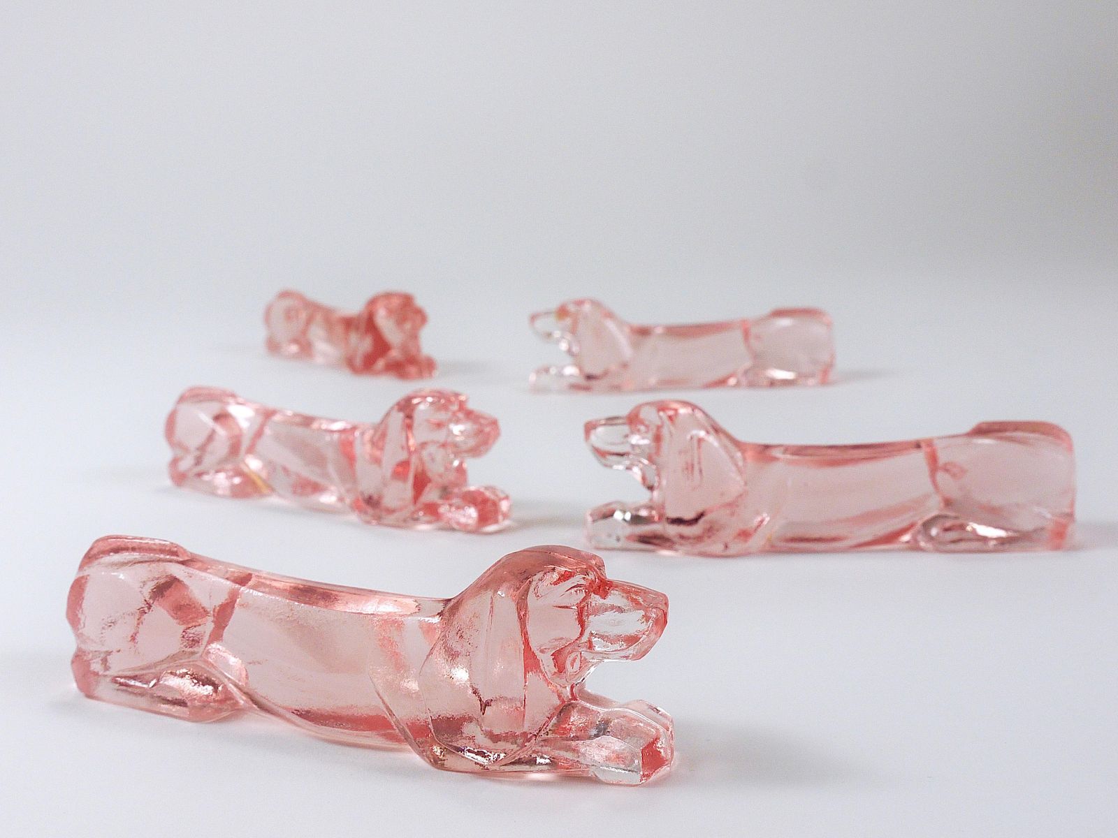 12 French Art Deco Dachshund Basset Hound Knife Rests, Rosé Glass, France, 1930s photo buy