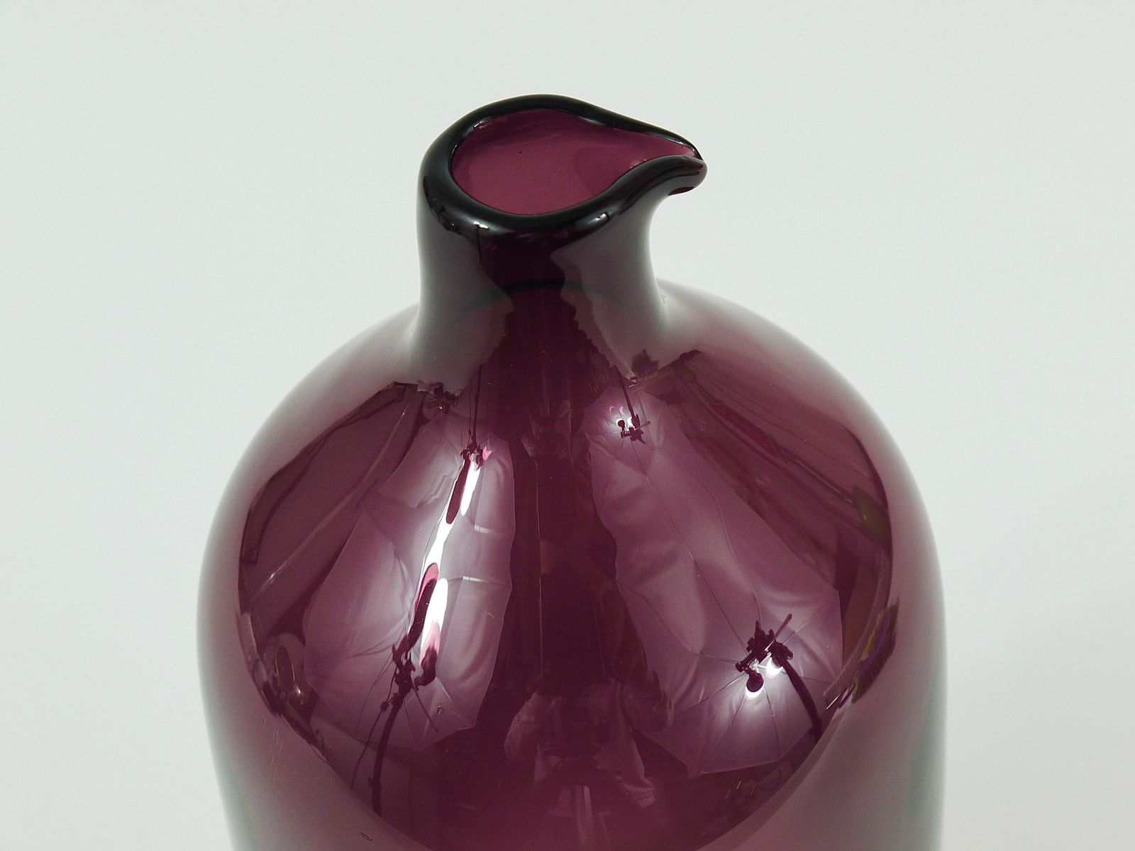 605.0 Signed Purple Timo Sarpaneva Pullo Bird Bottle Glass Vase, Iittala, Finland photo