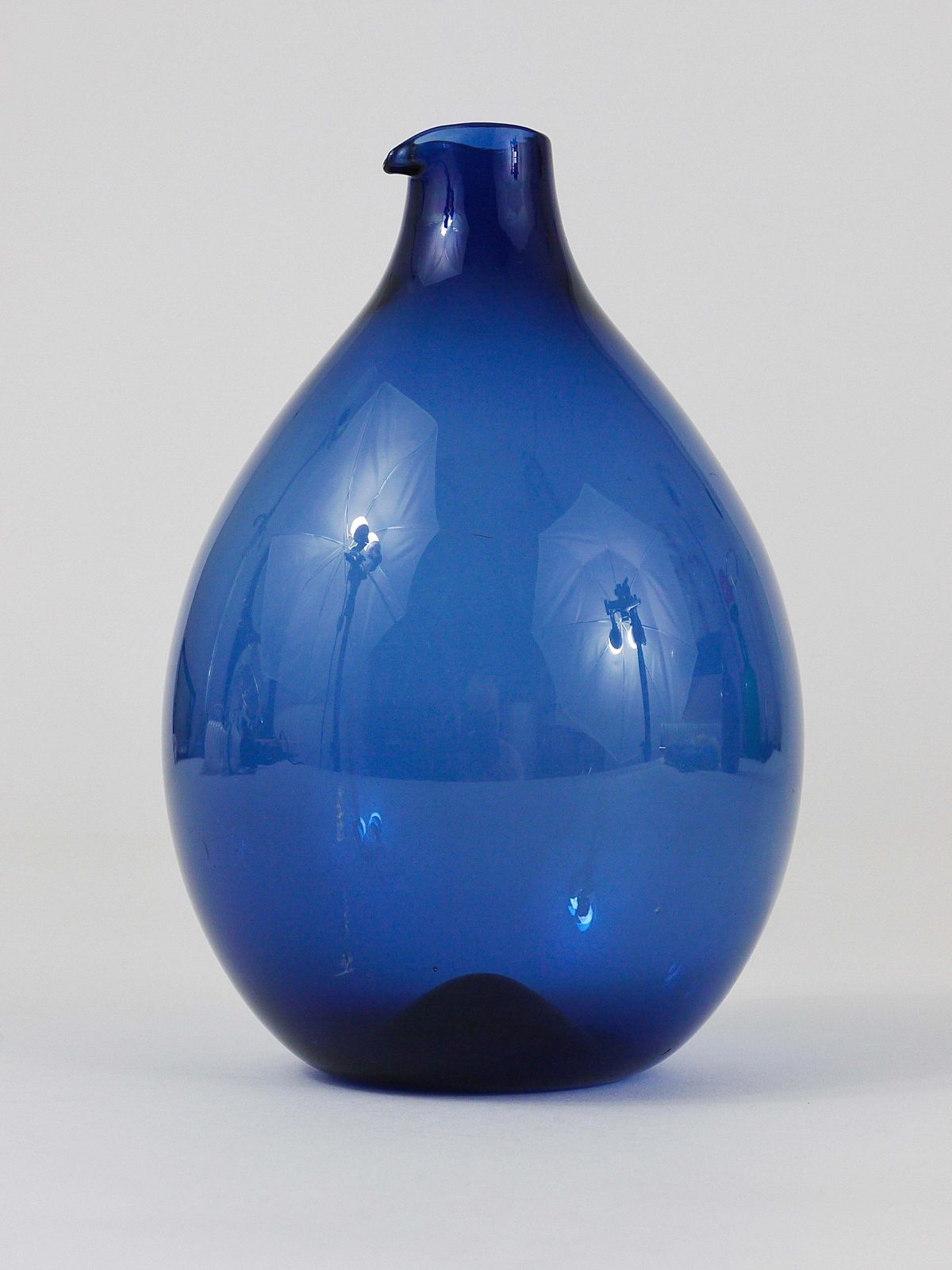 Signed Blue Timo Sarpaneva Pullo Bird Bottle Glass Vase, Iittala, Finland, 1950s photo Home Decor