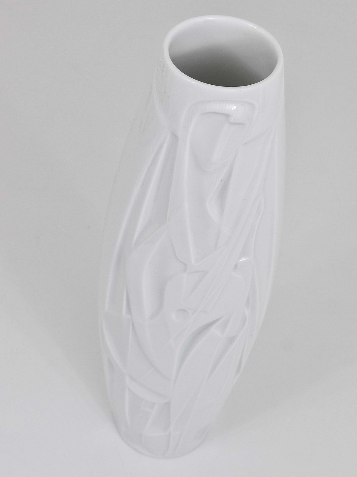 Cuno Fischer Rosenthal Studio Linie White Relief Op Art Porcelain Vase, 1960s photo furniture
