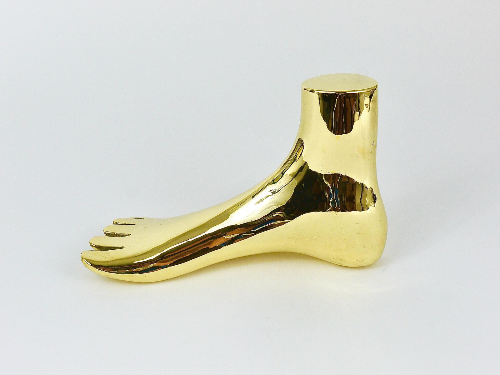 photo vinterior Carl Auböck Monumental Lifesize Brass Foot Sculpture, Werkstätte Auböck, Austria