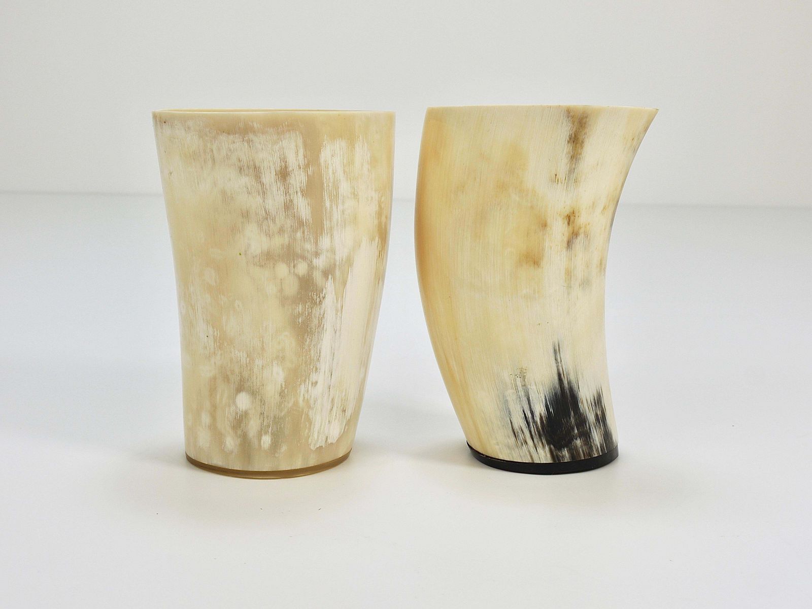 Two Carl Aubock Mid Century Horn Desk Pen & Pencil Holder Cups, Austria, 1950s photo vintage
