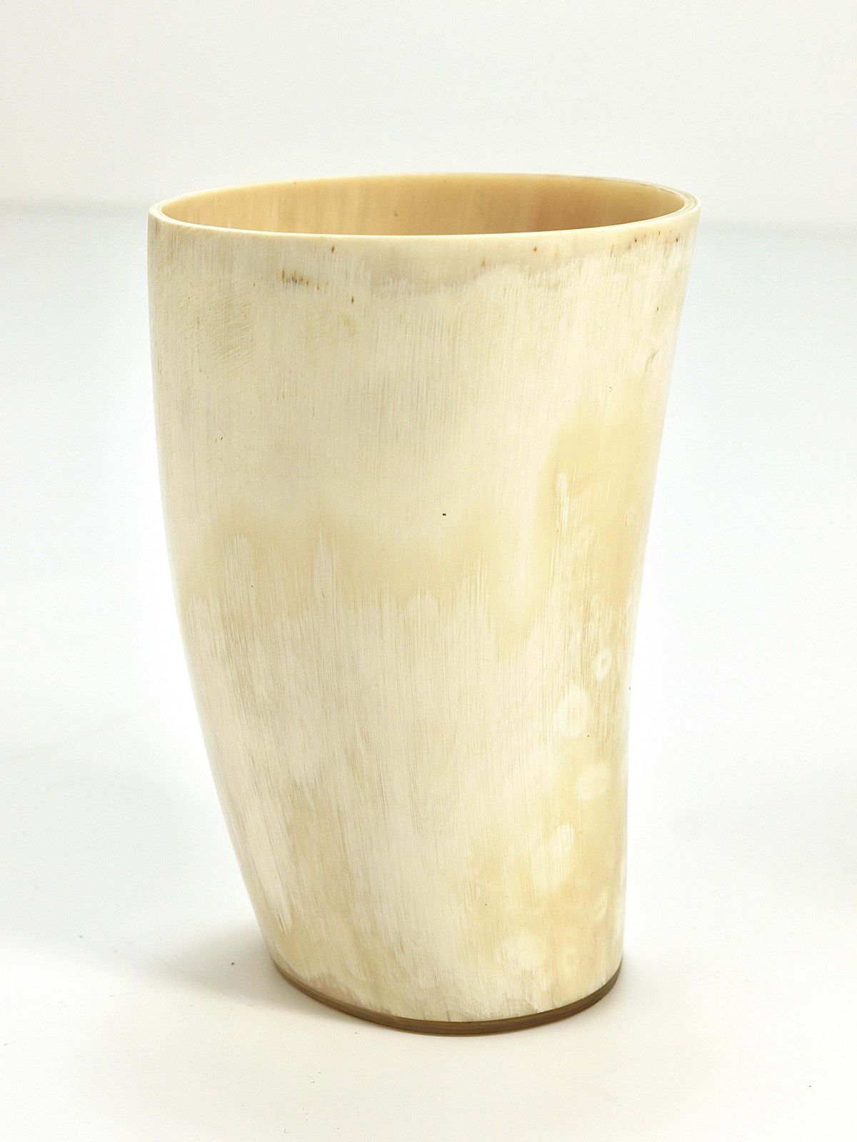 photo vinterior Two Carl Aubock Mid Century Horn Desk Pen & Pencil Holder Cups, Austria, 1950s