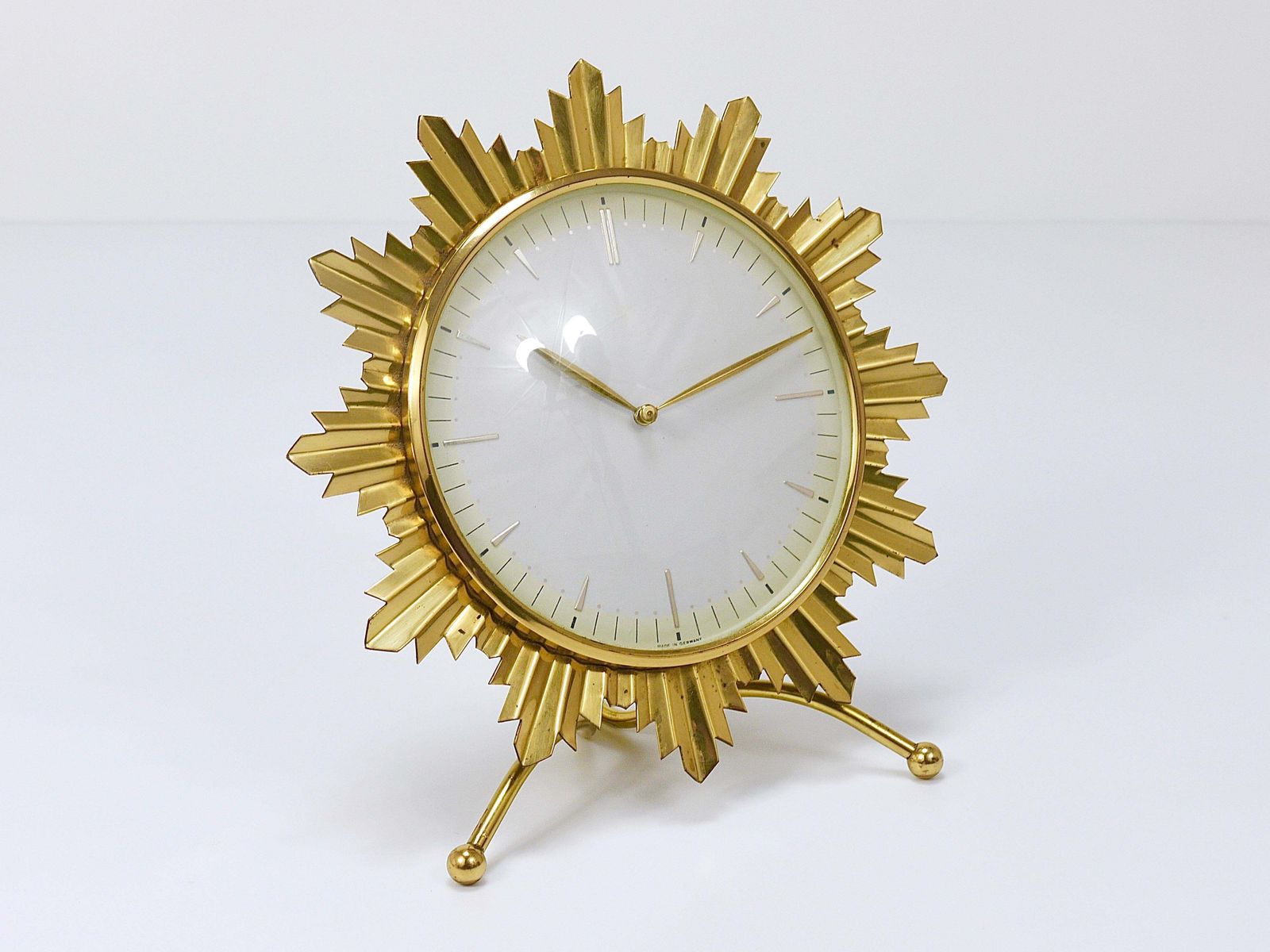 photo vintage Junghans Mid Century Golden Sunburst Brass Table Desk Clock, Germany, 1950s
