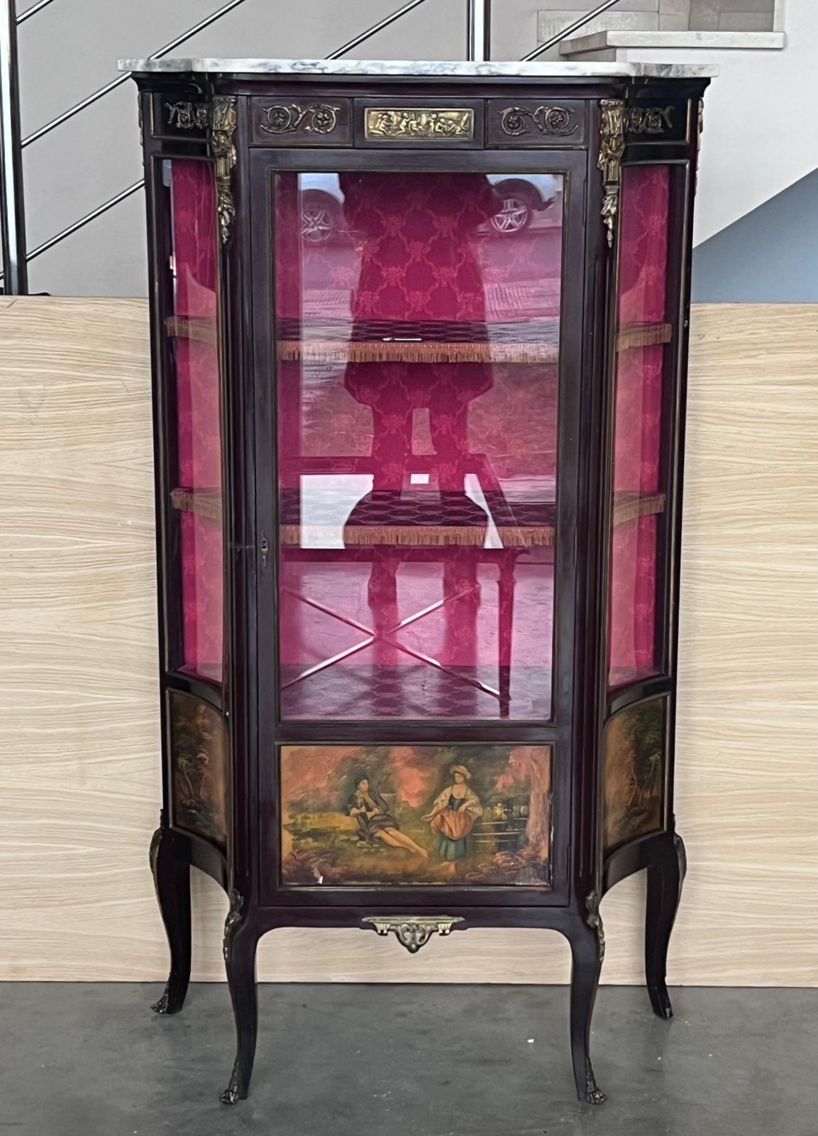 Vitrine de style Napoléon III, XIXe siècle photo Mobilier
