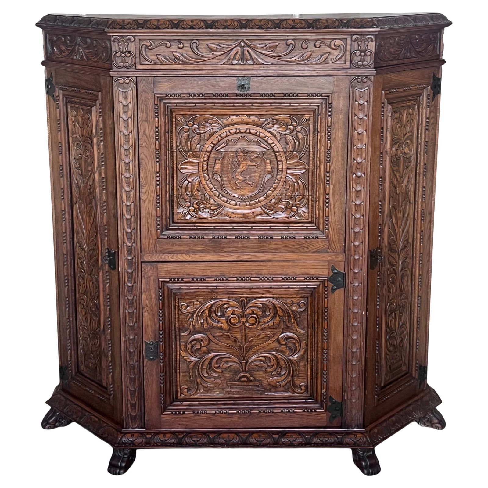 Spanish Baroque Cabinet Bar In Carved Walnut, 1910s