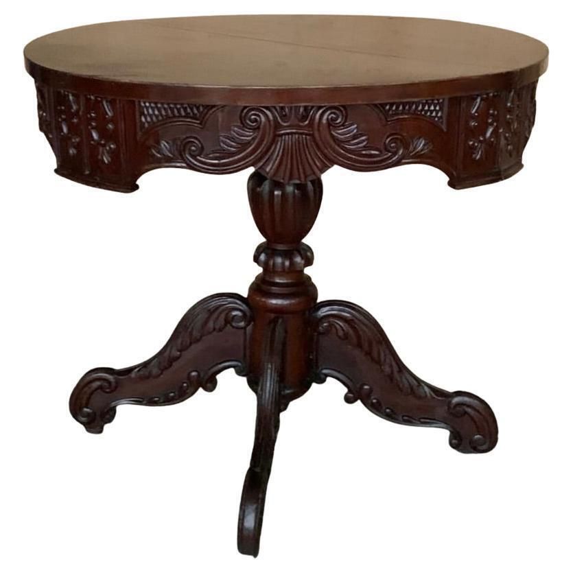 French Victorian Mahogany Carved Round Center Pedestal Table