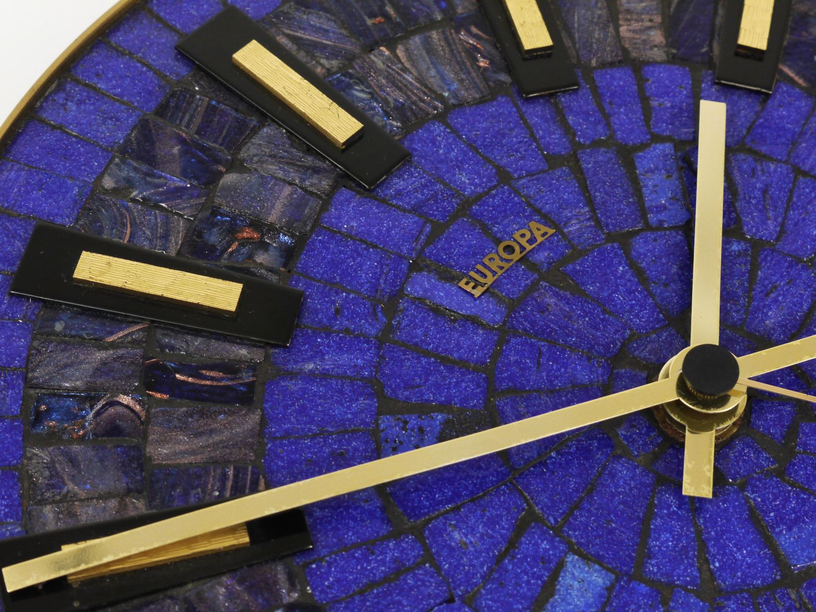 photo vintage Round Modernist Blue Mosaic Wall Clock "Europa, " Germany, 1950s