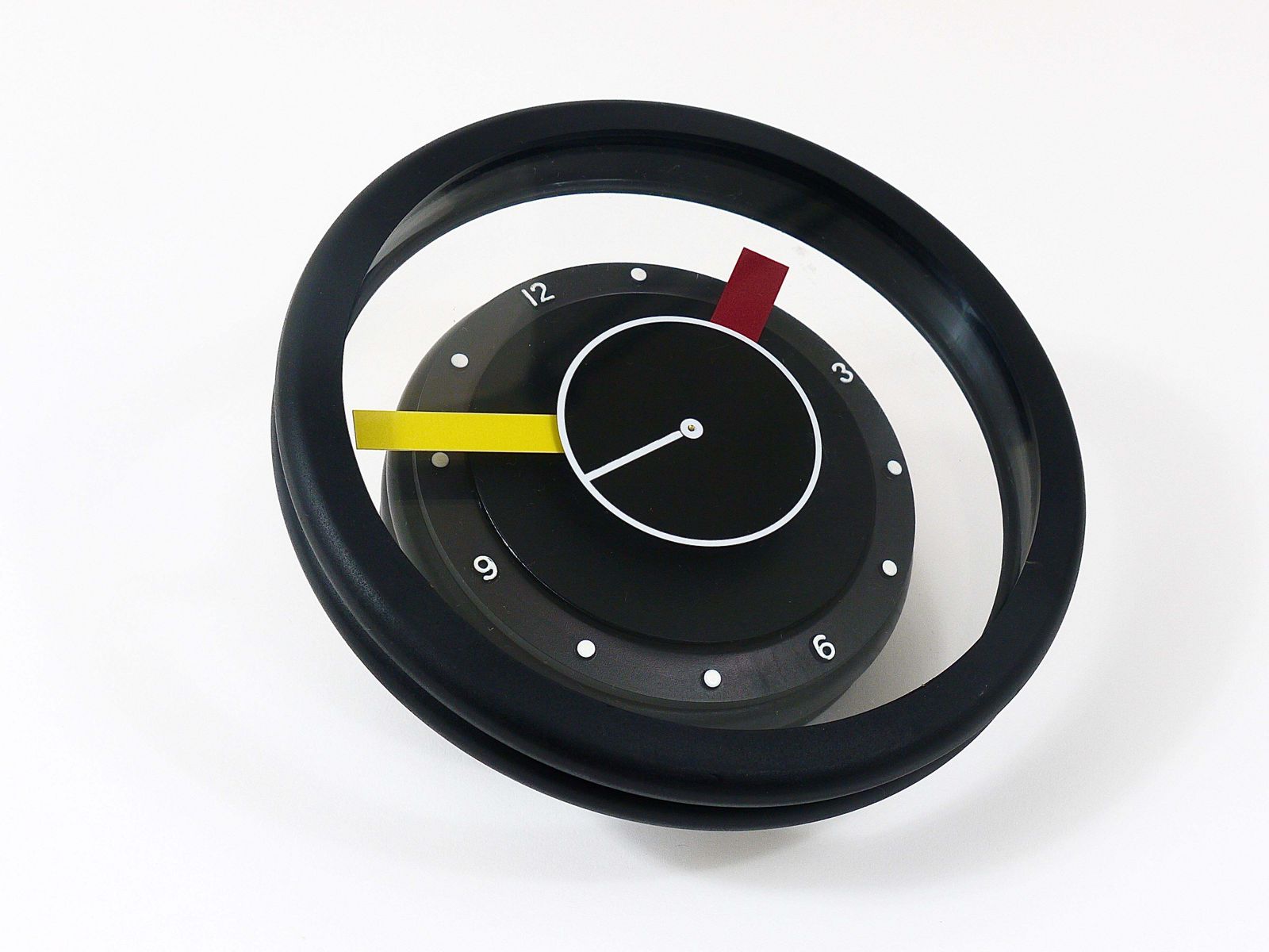 Postmodern Round Pop Art Desk Or Table Clock, Memphis Milano Style, Italy, 1990s photo 321.0