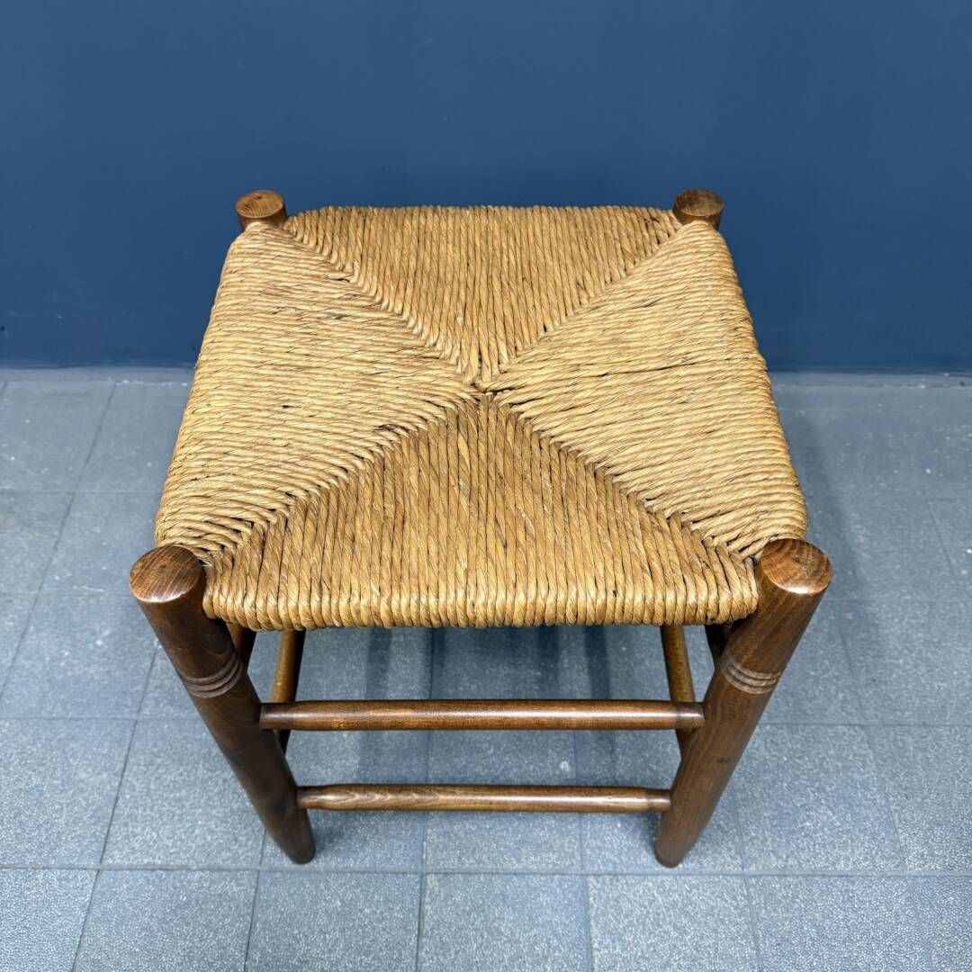 178.0 Set Nederlandse Beukenhouten Krukken Met Bekleding Met Paspelrand photo