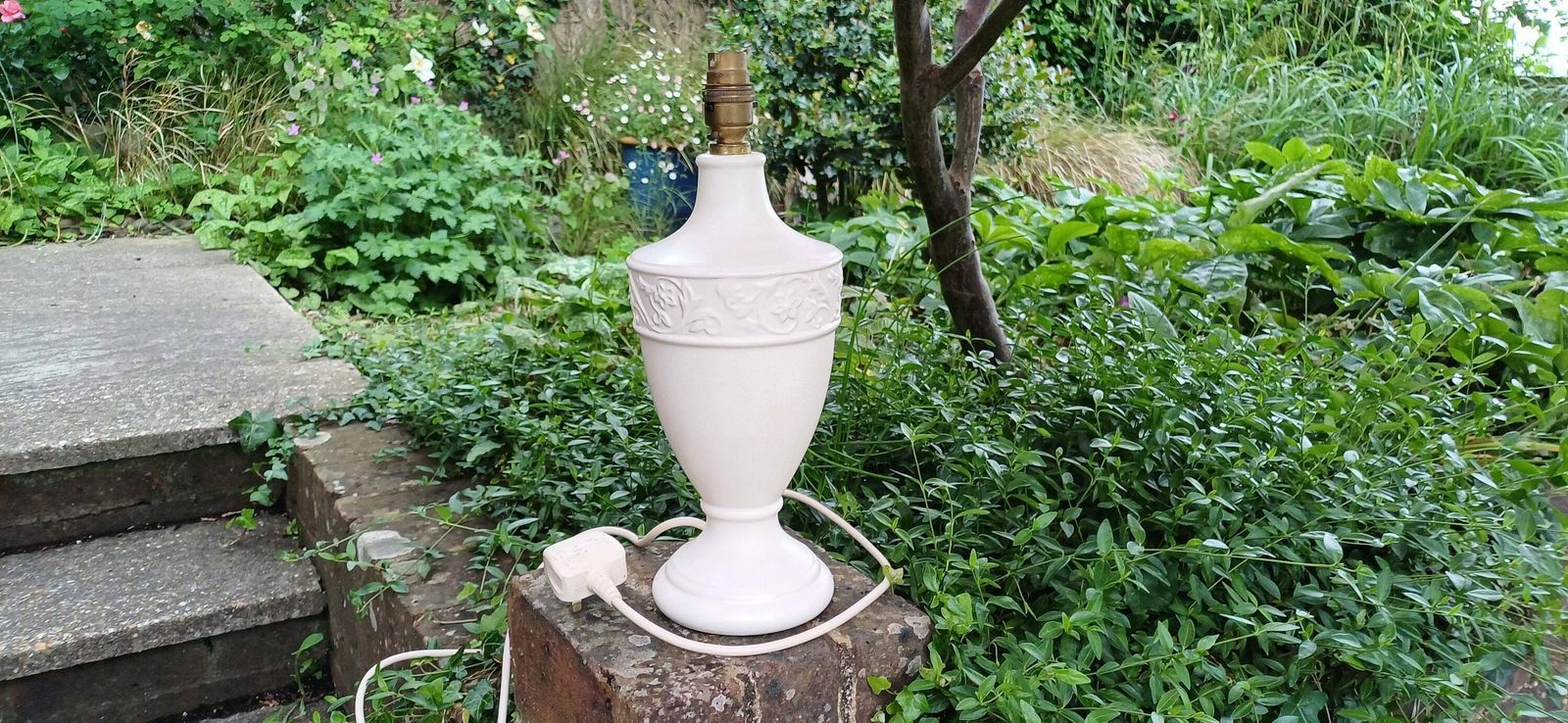 Vintage Light Cream Marks And Spencer Large Ceramic Table Lamp Working. photo 67.0