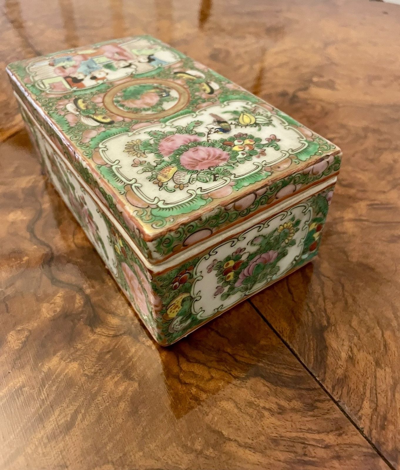 Home Decor Antique 19th Century Quality Chinese Famille Rose Canton Lidded Pen Box photo