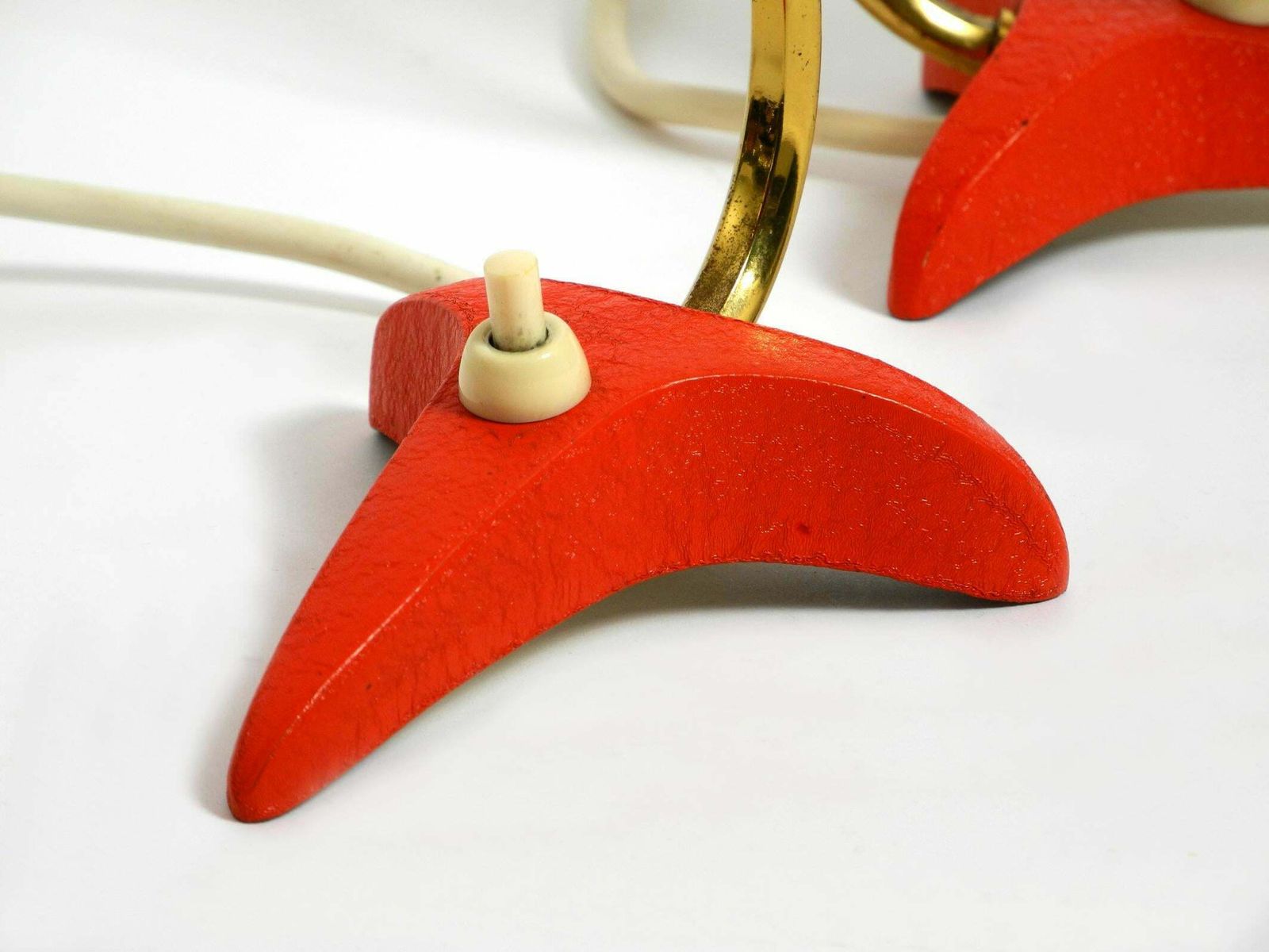 Pair Of Beautiful Red Mid Century Diabolo Crow's Foot Table Lamps From Cosack photo vintage