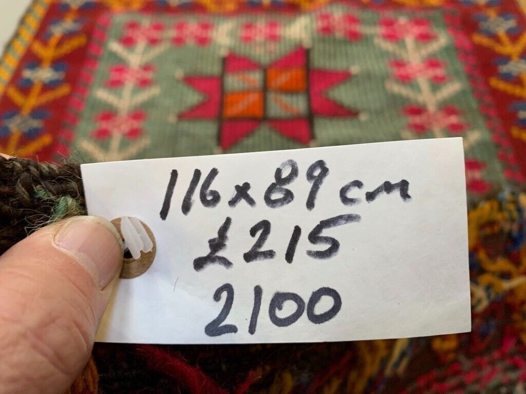 photo furniture Small Vintage Turkish Kilim Rug 116x89 Cm Wool Kelim