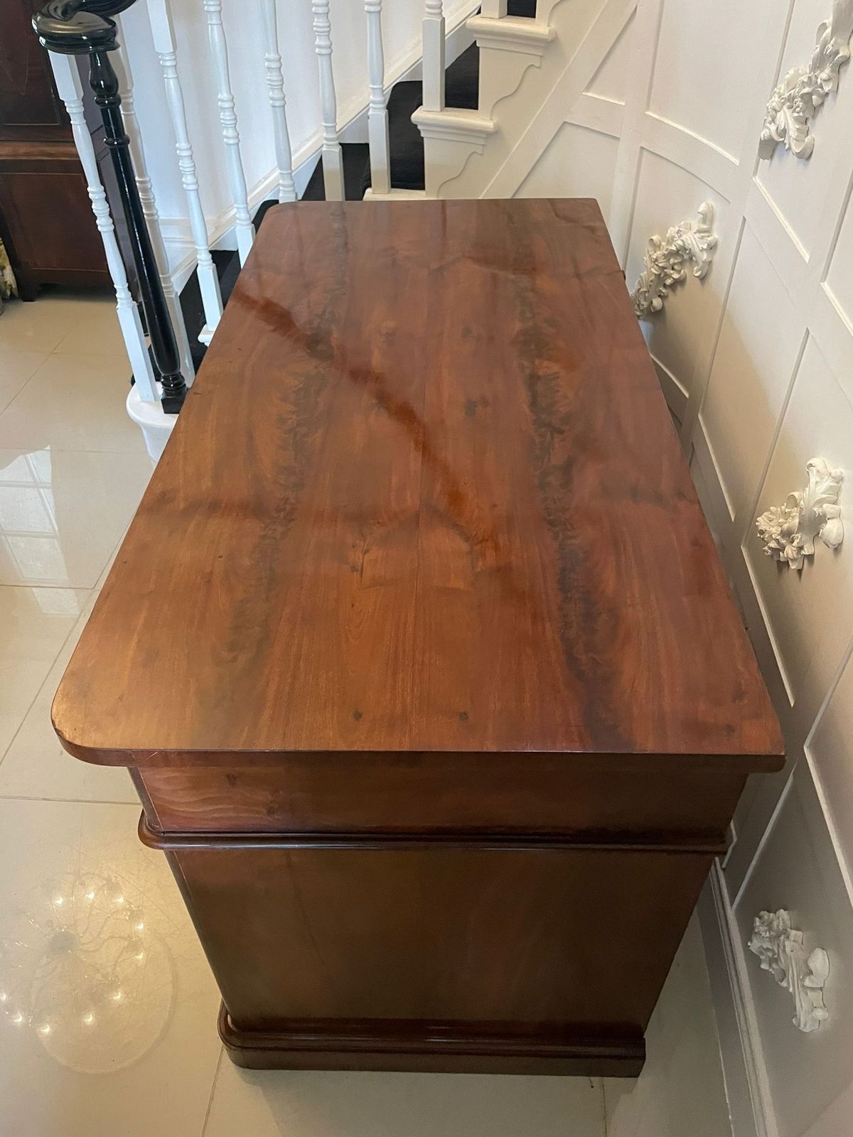 Unusual Antique 19th Century Quality Figured Mahogany Kneehole Architects Desk photo vinterior