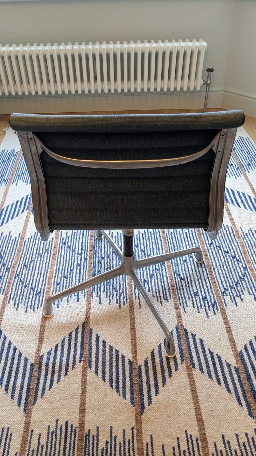 Vintage Eames Herman Miller Office Desk Swivel Chair Blue photo 295.0