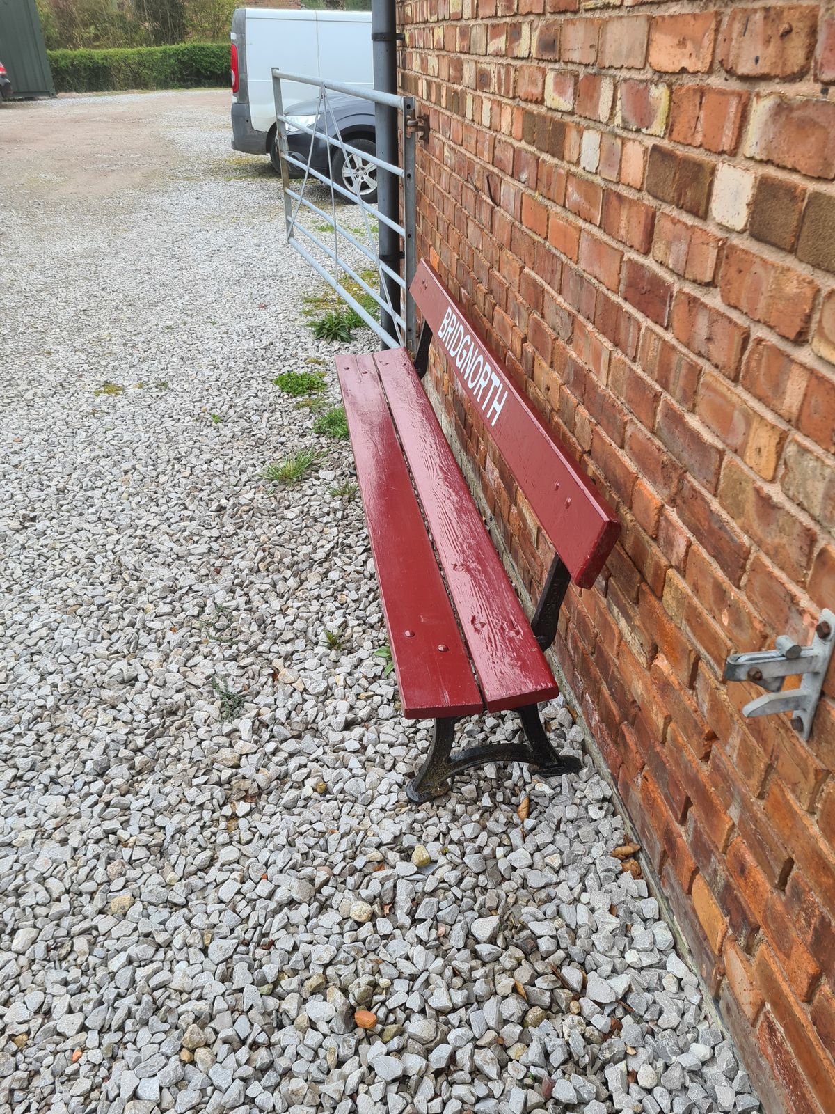photo furniture A Lovely Late 19th Or Early 20th Century Railway Station Bench   Bridgnorth